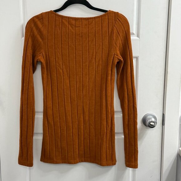 Anthropologie Ribbed Side Slit Tunic in Cedar size XS - Picture 2 of 3